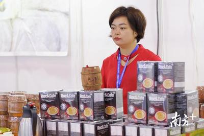 深化經(jīng)貿(mào)合作，第十二屆加博會(huì)再簽境外招展協(xié)議并創(chuàng)新推出越南旅游團(tuán)服務(wù)